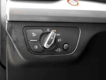 Q5 40 quattro ALU18 eKLAPPE CARPLAY SITZHEIZUNG