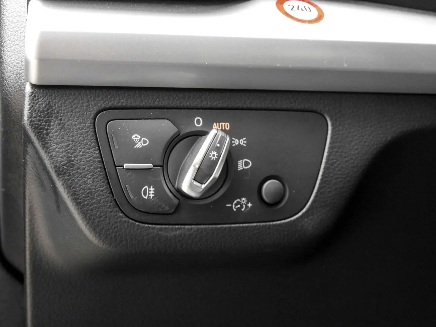 Q5 40 quattro ALU18 eKLAPPE CARPLAY SITZHEIZUNG