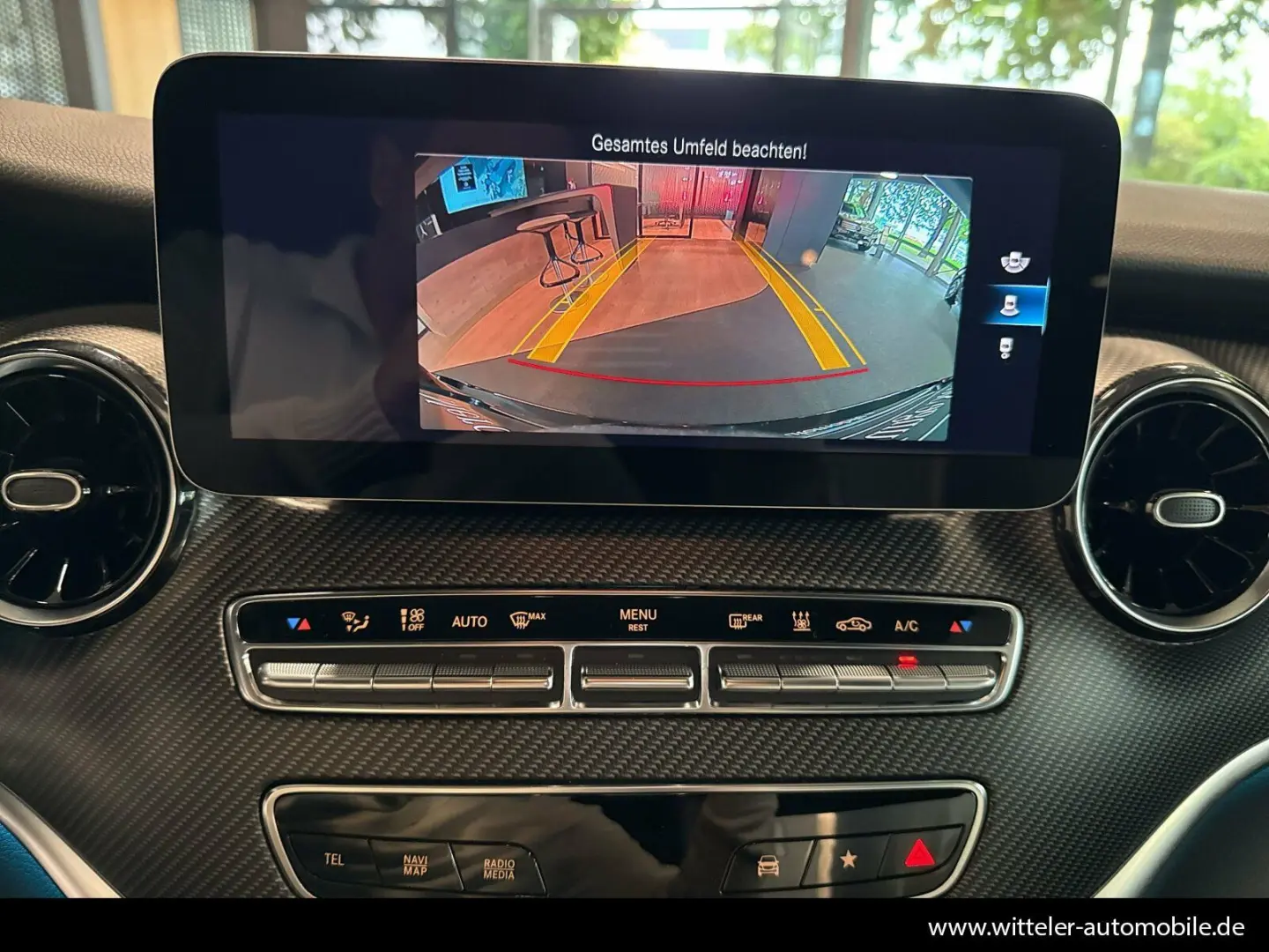V 300 d 4MATIC kompakt AMG+STANDHZ+CARPLAY+NAVI