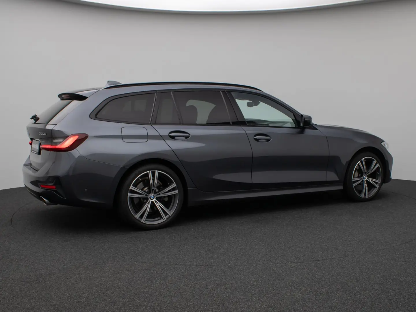 330i xD SportLine Laser DAB HiFi PDC AHK Komfort