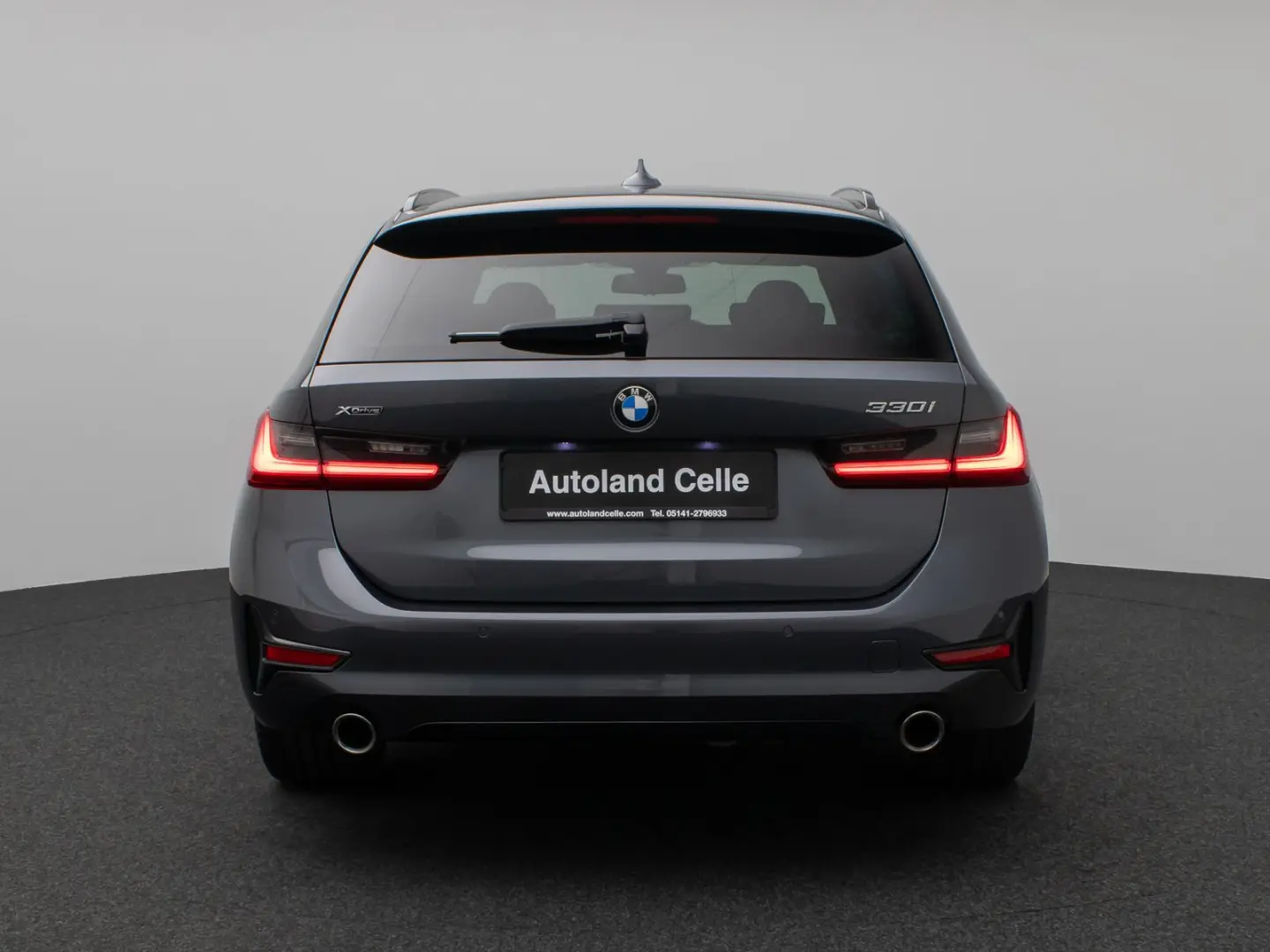 330i xD SportLine Laser DAB HiFi PDC AHK Komfort