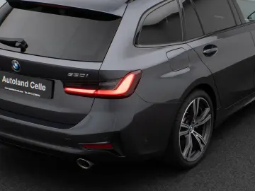 330i xD SportLine Laser DAB HiFi PDC AHK Komfort