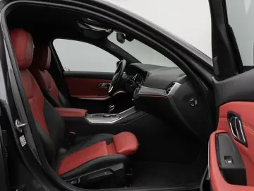 330i xD SportLine Laser DAB HiFi PDC AHK Komfort