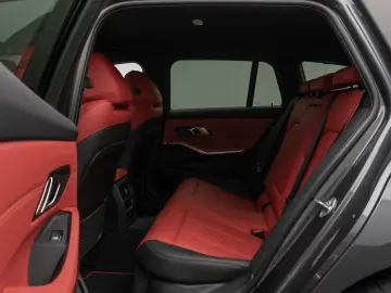 330i xD SportLine Laser DAB HiFi PDC AHK Komfort