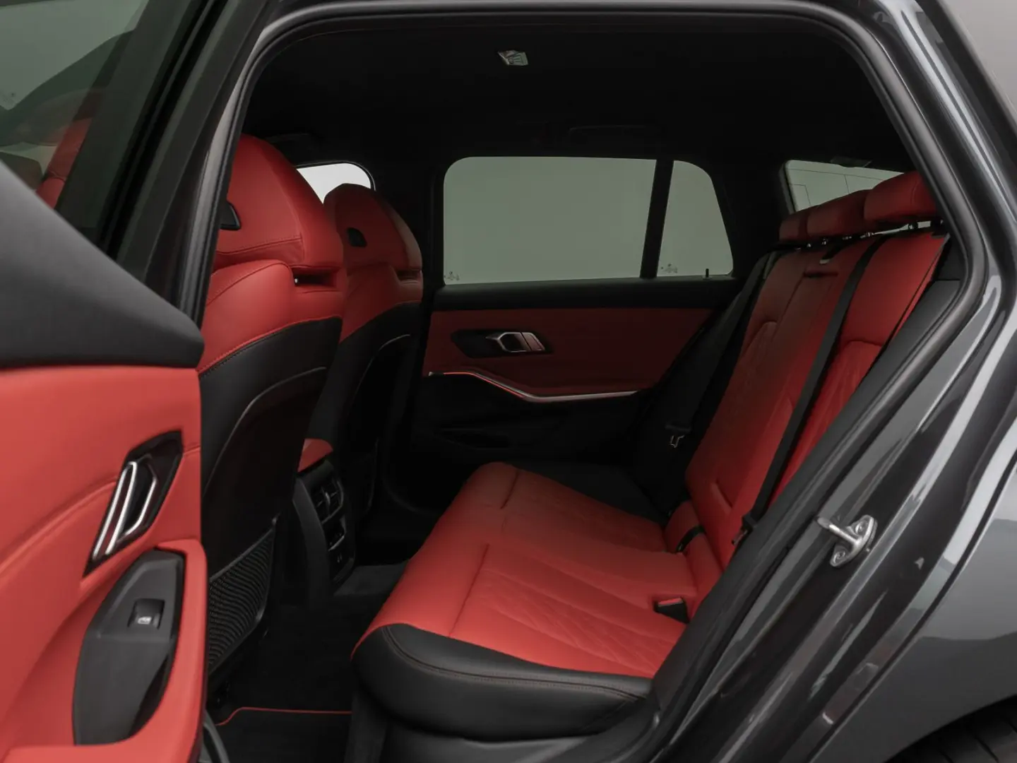 330i xD SportLine Laser DAB HiFi PDC AHK Komfort