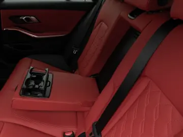 330i xD SportLine Laser DAB HiFi PDC AHK Komfort