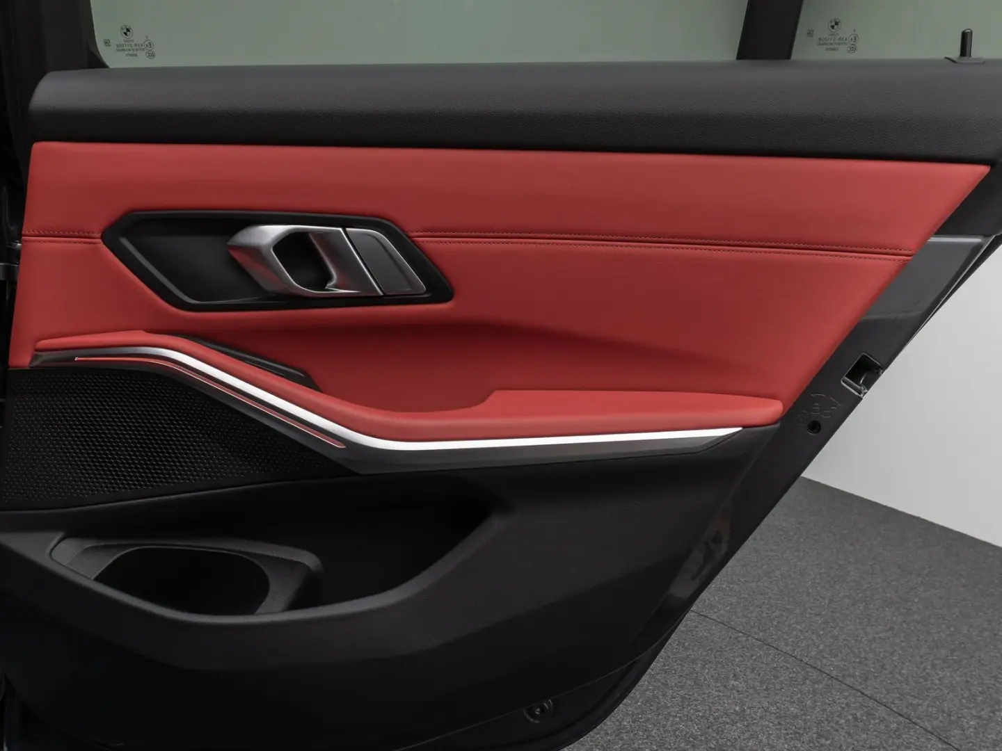 330i xD SportLine Laser DAB HiFi PDC AHK Komfort
