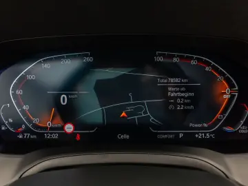 330i xD SportLine Laser DAB HiFi PDC AHK Komfort