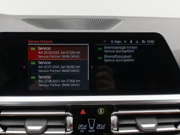 330i xD SportLine Laser DAB HiFi PDC AHK Komfort