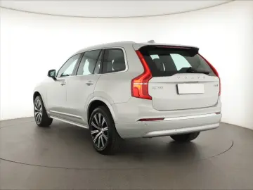 XC90