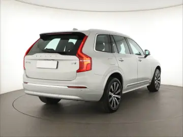 XC90