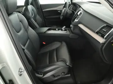 XC90