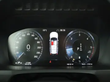 XC90