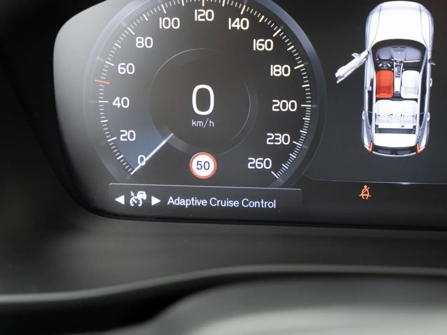 XC40 T4 Recharge DKG Core