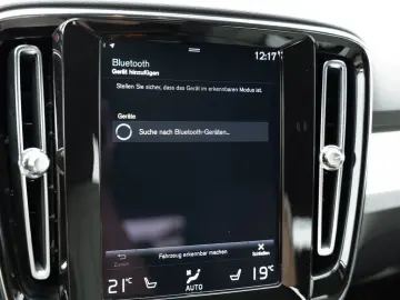 XC40 T4 Recharge DKG Core