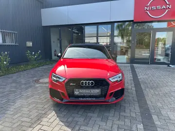 RS3 Lim. Quattro AD El. Panodach Navi Leder Digi