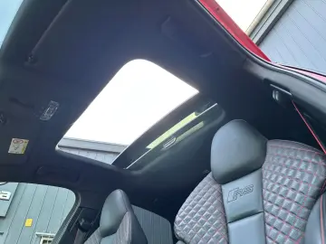 RS3 Lim. Quattro AD El. Panodach Navi Leder Digi