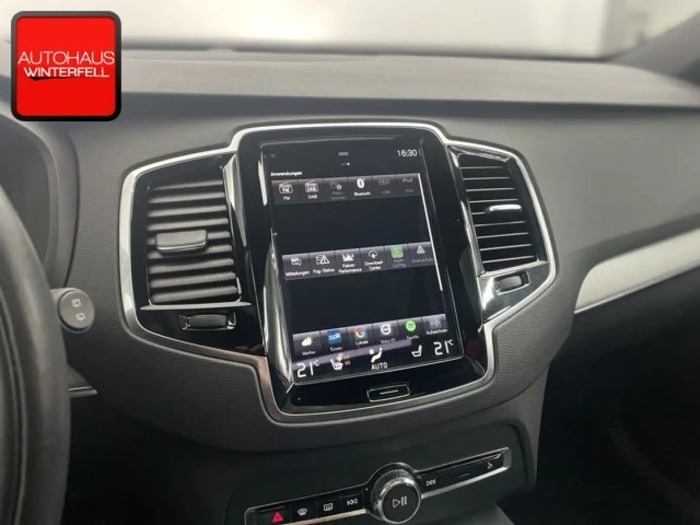 XC90 B5 AWD 7SITZ+PANO+STANDHZG+AHK+VOLL-LED+