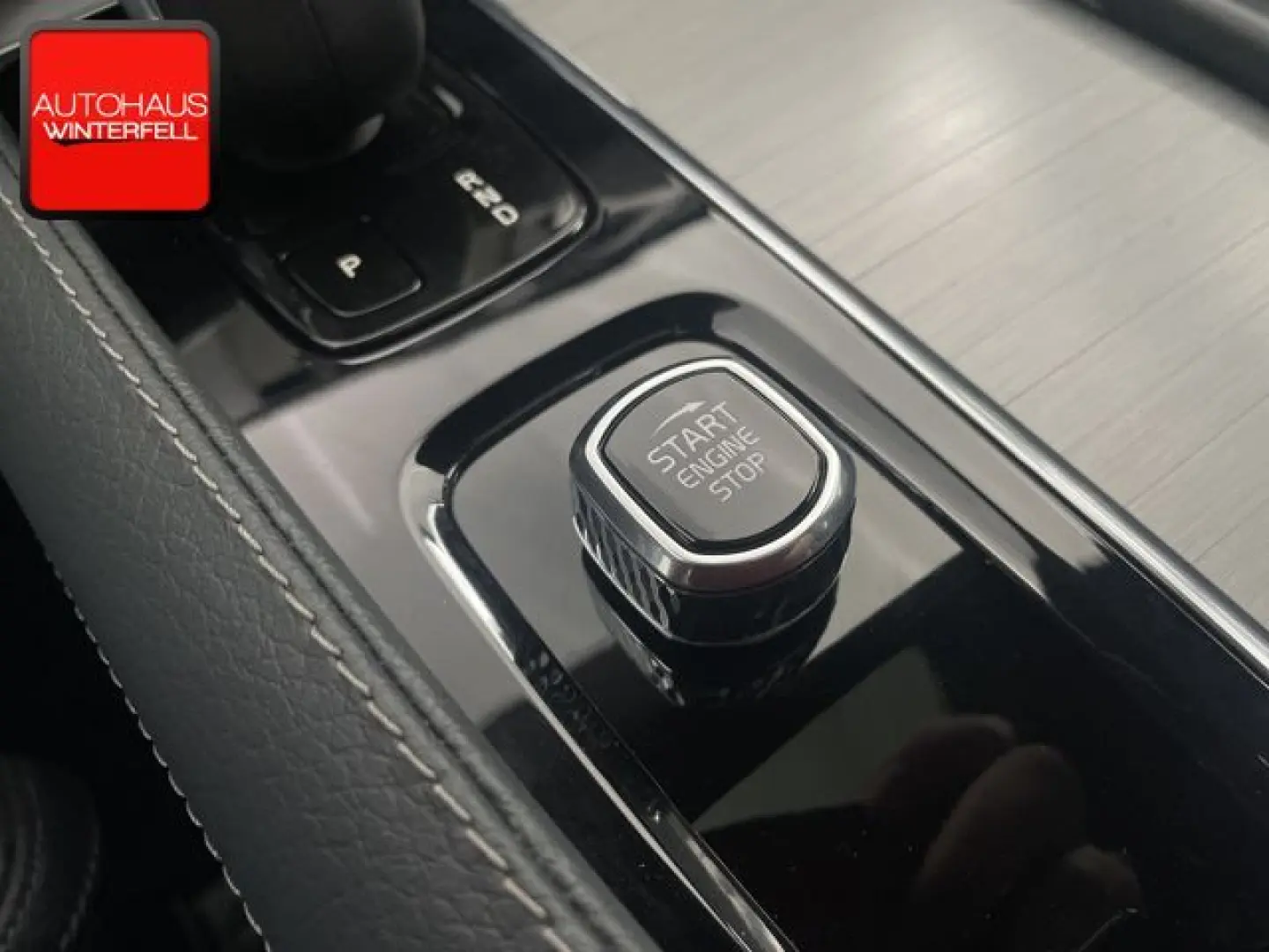 XC90 B5 AWD 7SITZ+PANO+STANDHZG+AHK+VOLL-LED+