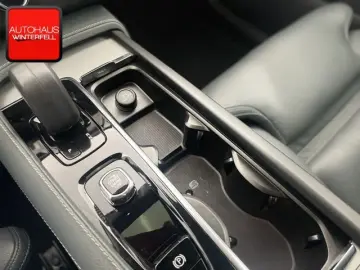 XC90 B5 AWD 7SITZ+PANO+STANDHZG+AHK+VOLL-LED+