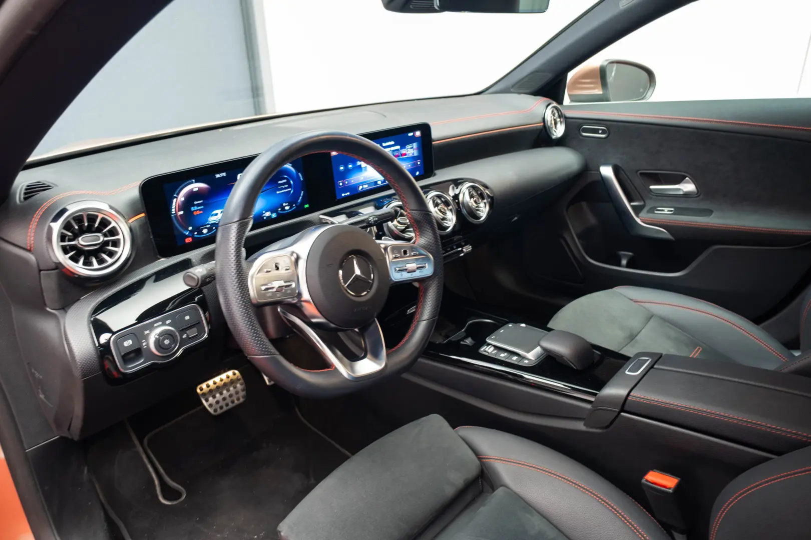 Mercedes Benz CLA 250e AMG