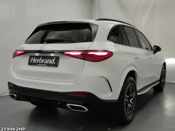 GLC 300 e 4M +AMG+NIGHT+AHK+DISTRONI+MEMORY+KAM+