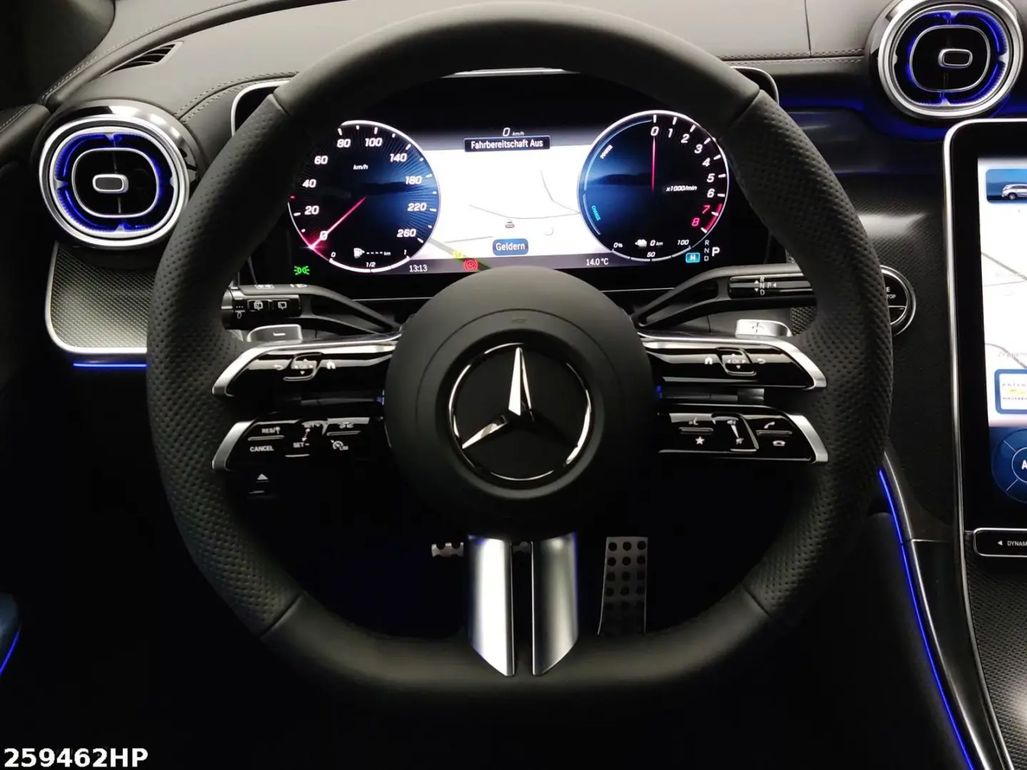 GLC 300 e 4M +AMG+NIGHT+AHK+DISTRONI+MEMORY+KAM+