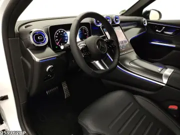 GLC 300 e 4M +AMG+NIGHT+AHK+DISTRONI+MEMORY+KAM+