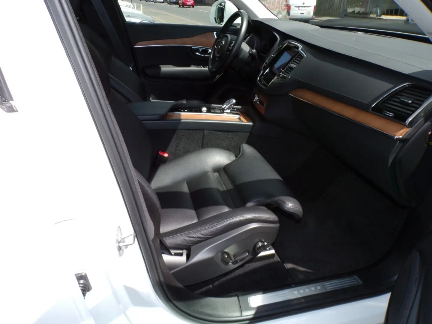 XC90 B5 Inscription AWD Pano Kam LED 7.SITZER