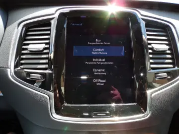 XC90 B5 Inscription AWD Pano Kam LED 7.SITZER