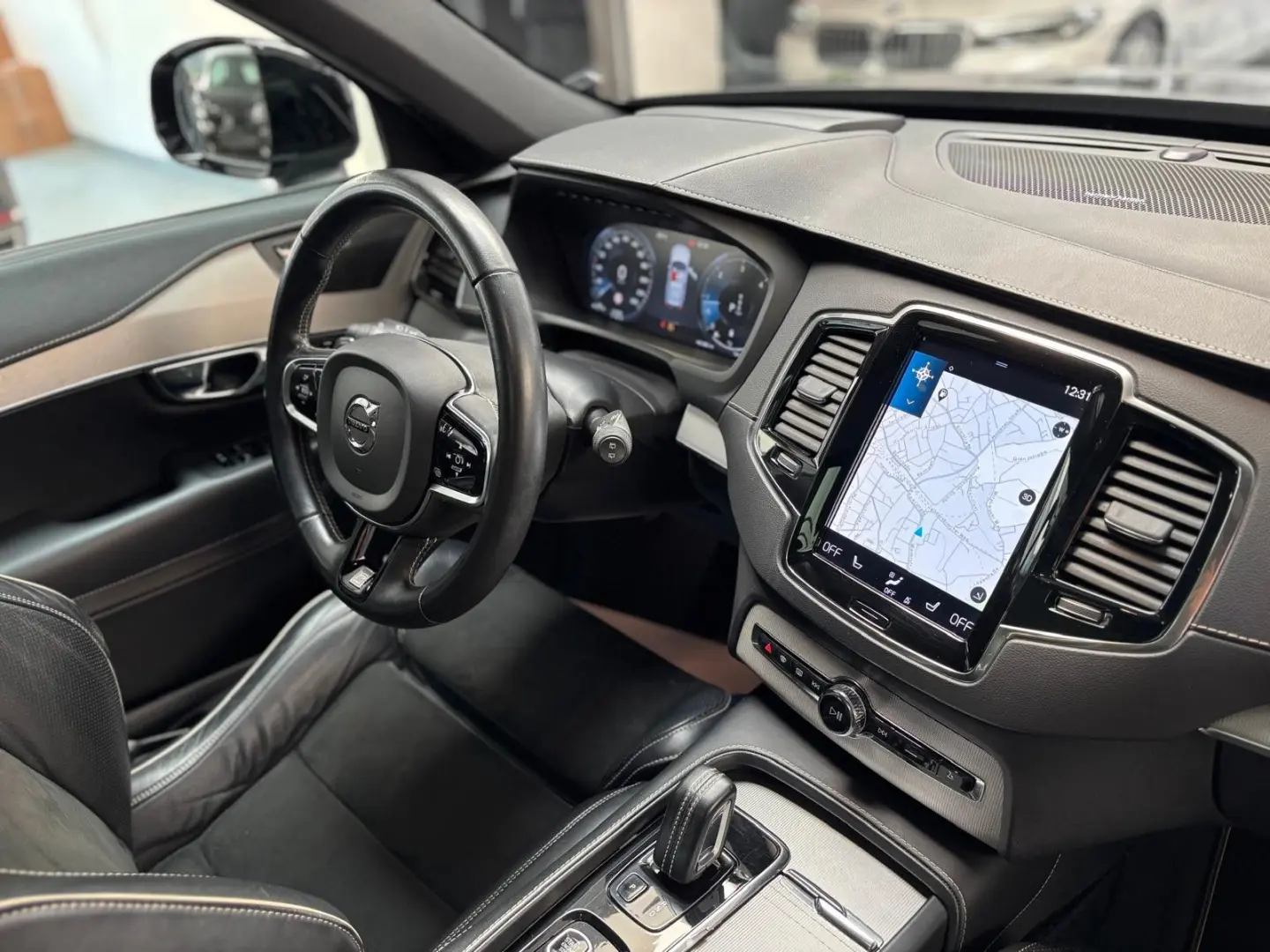 XC90 R Design AWD 360GRAD PANO 7-SITZER XENIUM-P