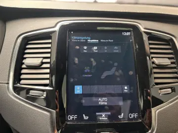 XC90 R Design AWD 360GRAD PANO 7-SITZER XENIUM-P