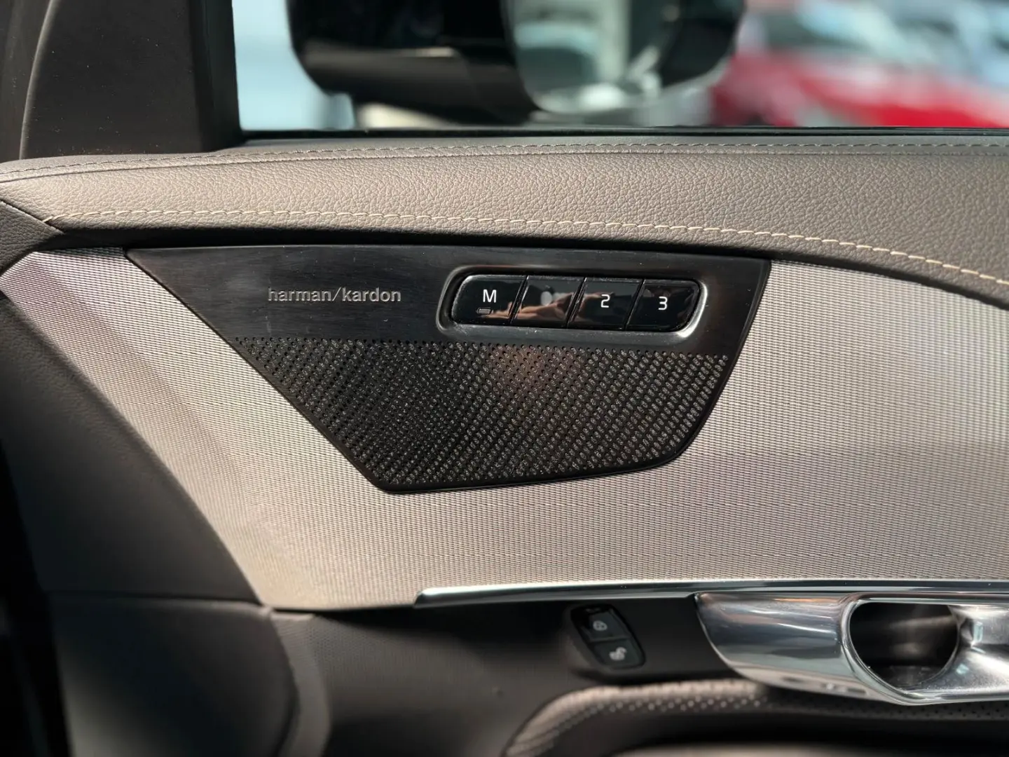 XC90 R Design AWD 360GRAD PANO 7-SITZER XENIUM-P