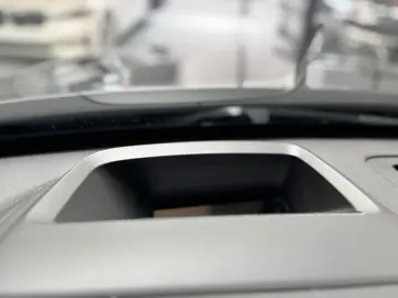 XC90 R Design AWD 360GRAD PANO 7-SITZER XENIUM-P