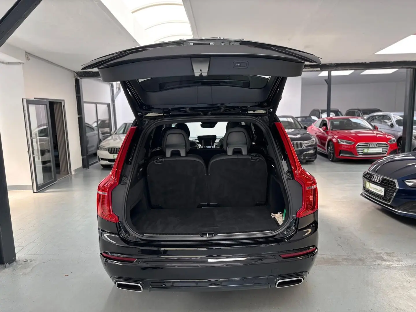 XC90 R Design AWD 360GRAD PANO 7-SITZER XENIUM-P