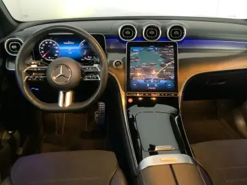 GLC 300 e 4M AMG AIRM Hinterachslenkung Keyless