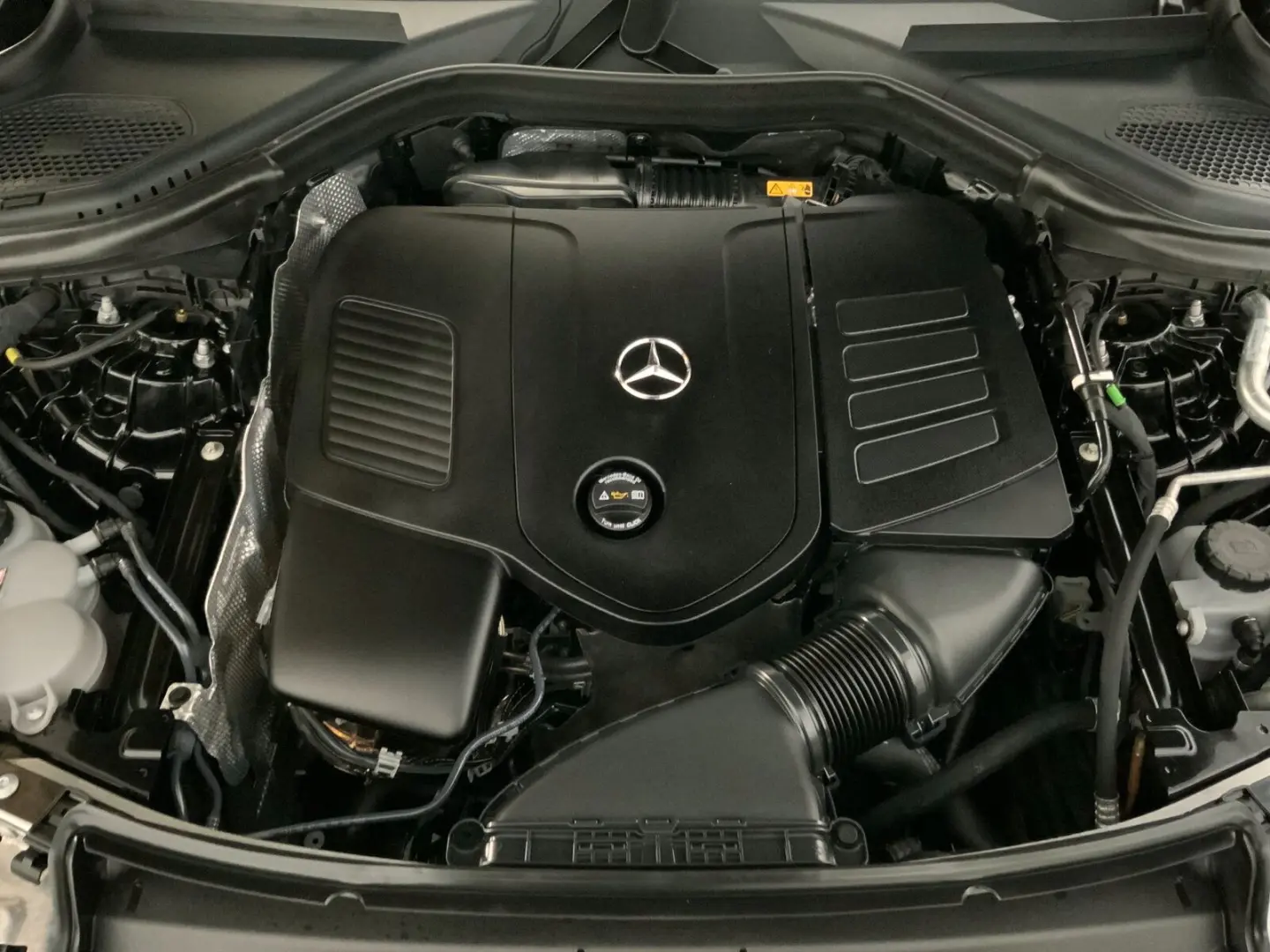 GLC 300 e 4M AMG AIRM Hinterachslenkung Keyless