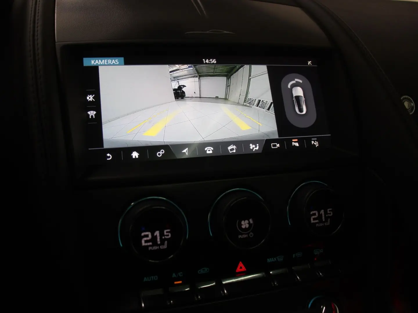 F-Type Coupe P575 AWD Aut. R75 DAB LED RFK PDC