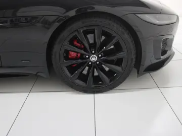 F-Type Coupe P575 AWD Aut. R75 DAB LED RFK PDC