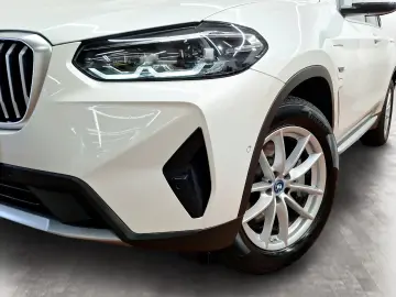 X3 xDrive30e Navi AHK Kamera Pano.Dach LED