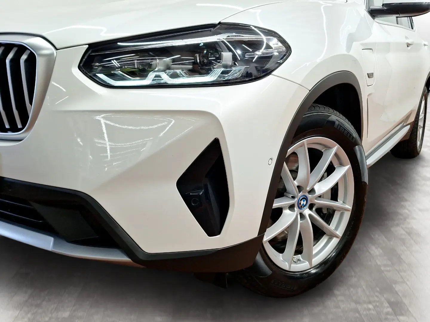 X3 xDrive30e Navi AHK Kamera Pano.Dach LED