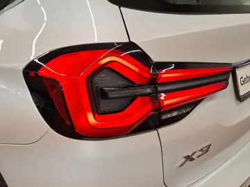 X3 xDrive30e Navi AHK Kamera Pano.Dach LED