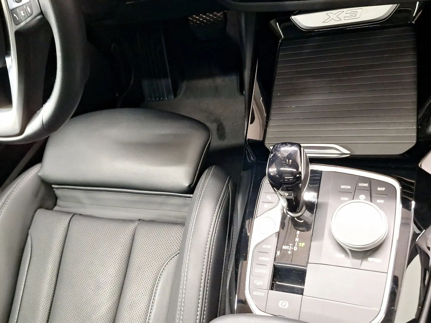 X3 xDrive30e Navi AHK Kamera Pano.Dach LED
