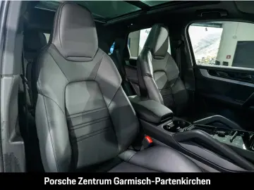 Cayenne E-Hybrid LenkradHZG 360 Kamera Memory