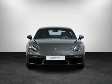 718 Cayman