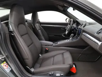 718 Cayman
