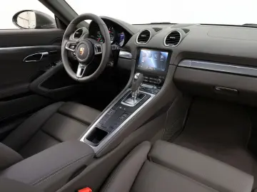 718 Cayman