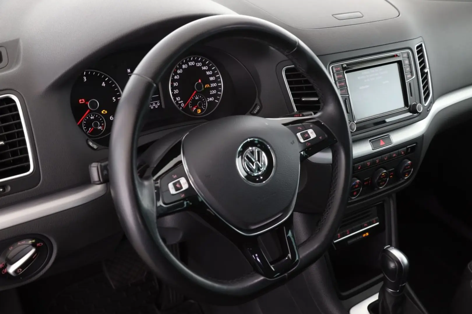 Sharan 2.0 TDI DSG Comfortline | NAVI | 7-SITZER