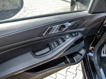 X5 xDrive45e M Sport HUD PANO ACC 360°KAM RFK