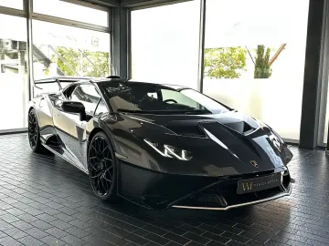 Huracán STO  LIFT V10 WARRANTY AKRAPOVIC